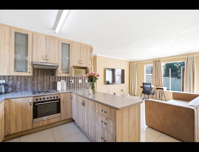 2 BEDROOM CLUSTER FOR SALE IN MAGALIESSIG